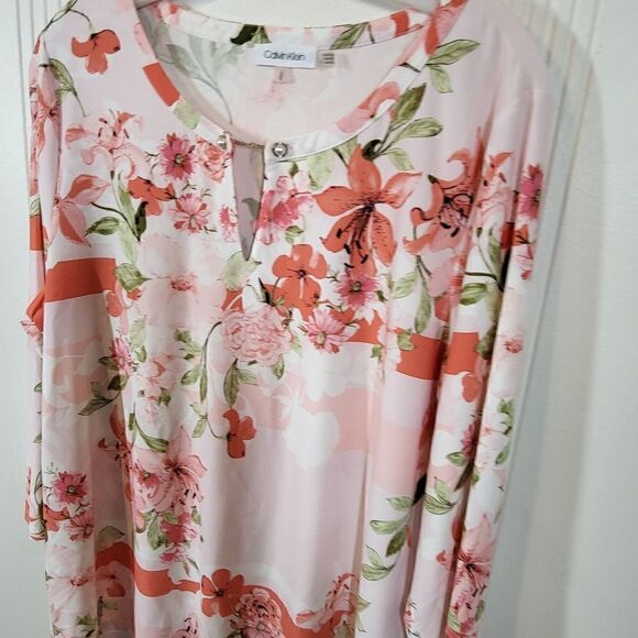 Calvin Klein Women's Pink Floral Blouse - Picture 7 of 9
